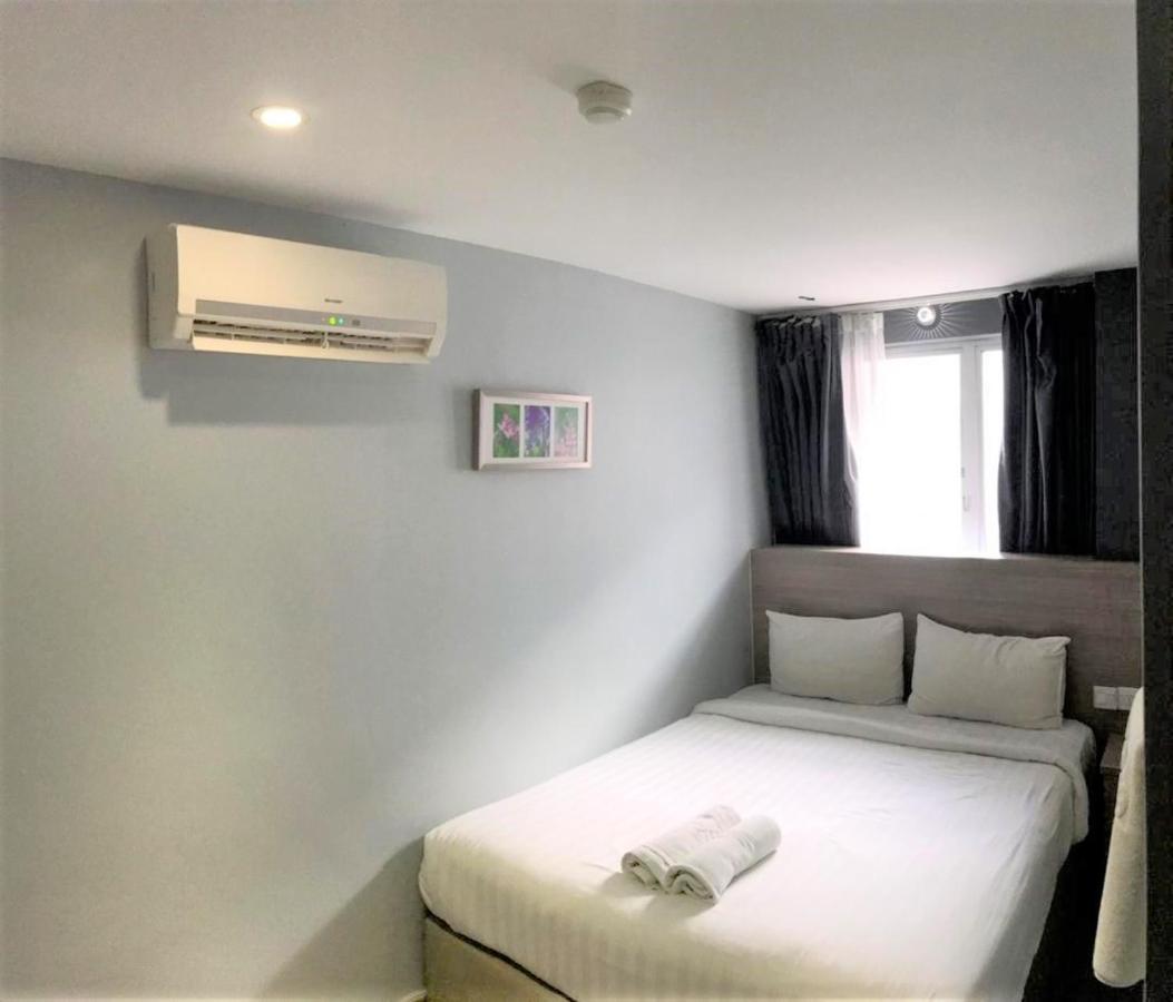 Hotel 99 Pusat Bandar Puchong Ngoại thất bức ảnh