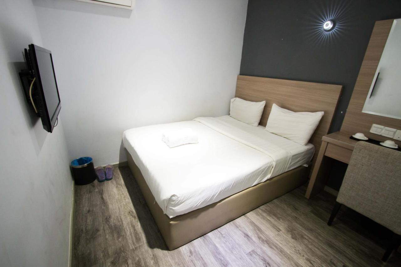 Hotel 99 Pusat Bandar Puchong Ngoại thất bức ảnh